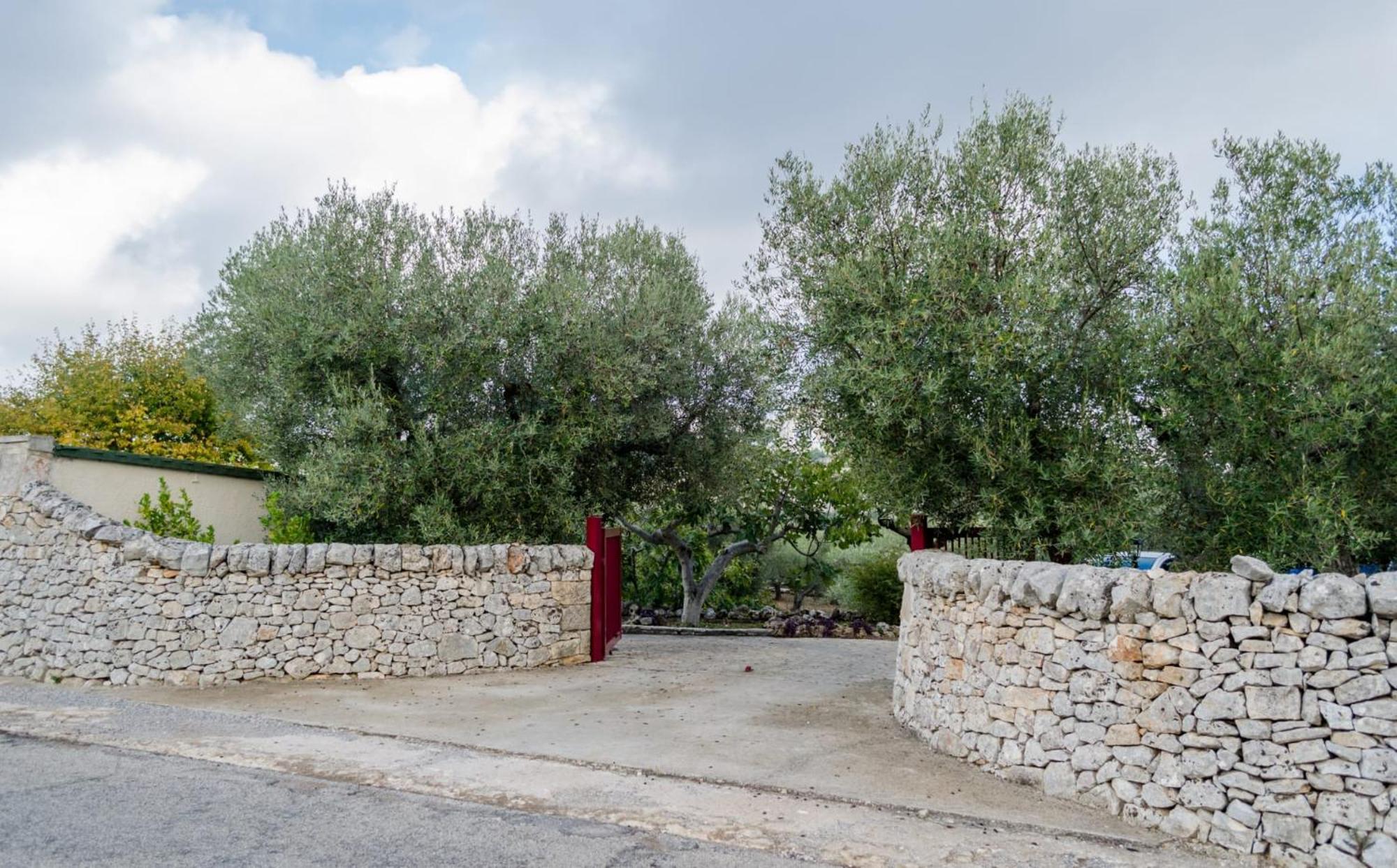 Masseria Trulli Bruni Locorotondo Exterior photo