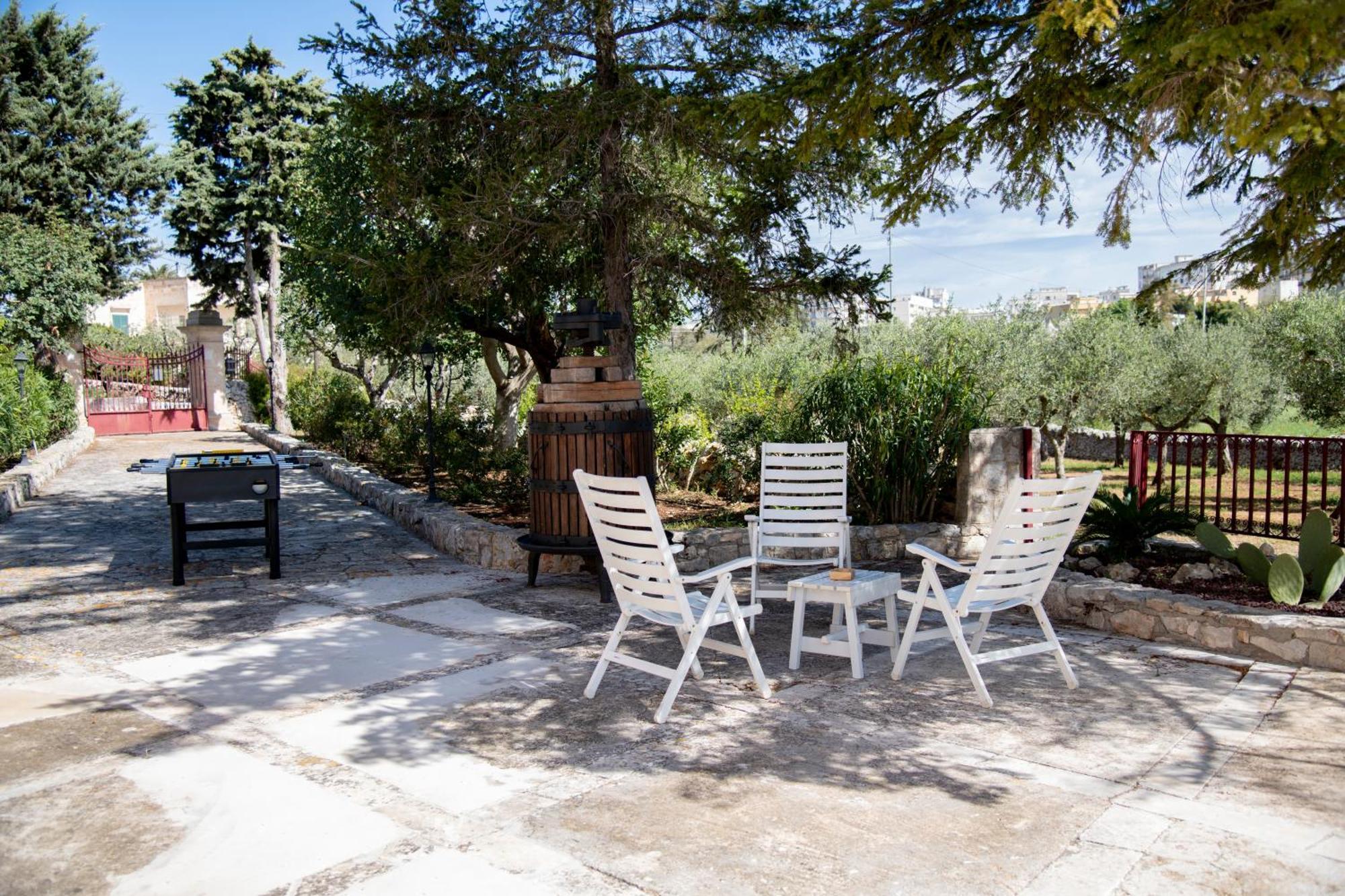 Masseria Trulli Bruni Locorotondo Exterior photo