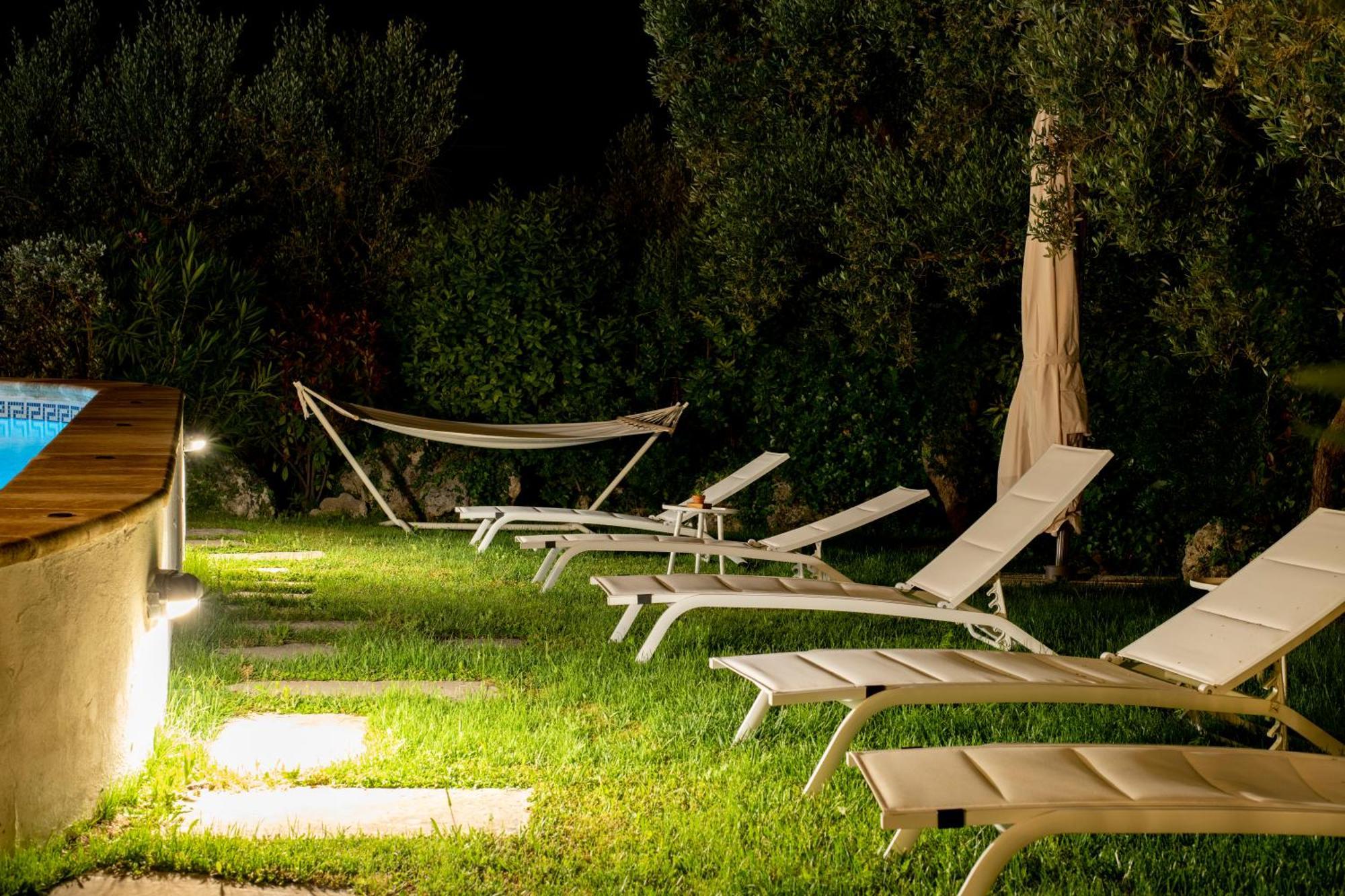 Masseria Trulli Bruni Locorotondo Exterior photo