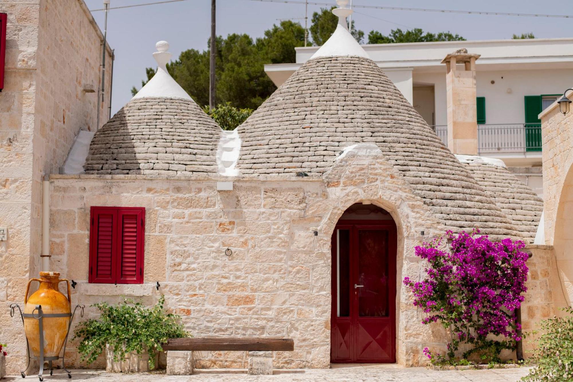 Masseria Trulli Bruni Locorotondo Exterior photo